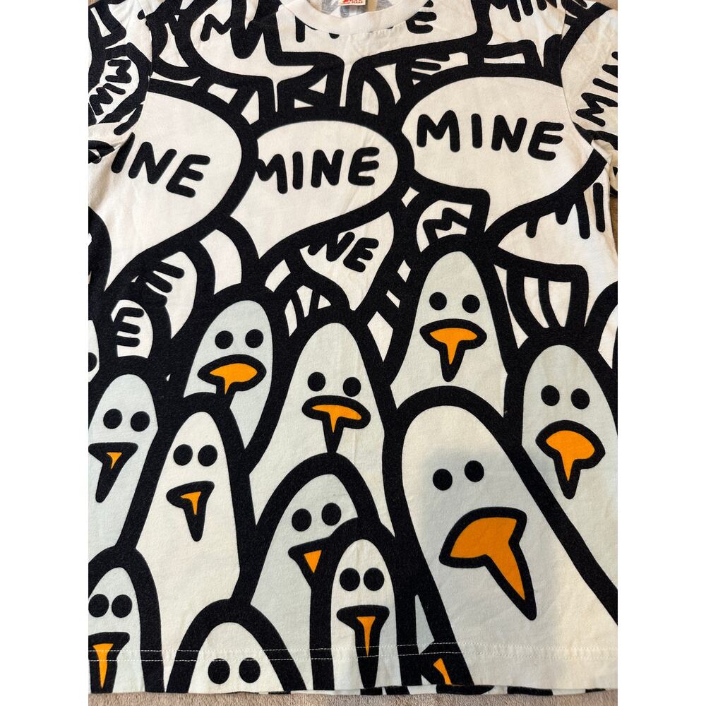 Disney UTGP Penguin Mine Graphic T-Shirt White Black XS - Picture 4 of 6